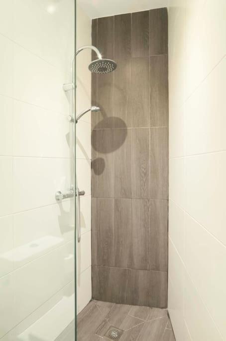 Moderno Apartamento En Plaza Merced マラガ エクステリア 写真